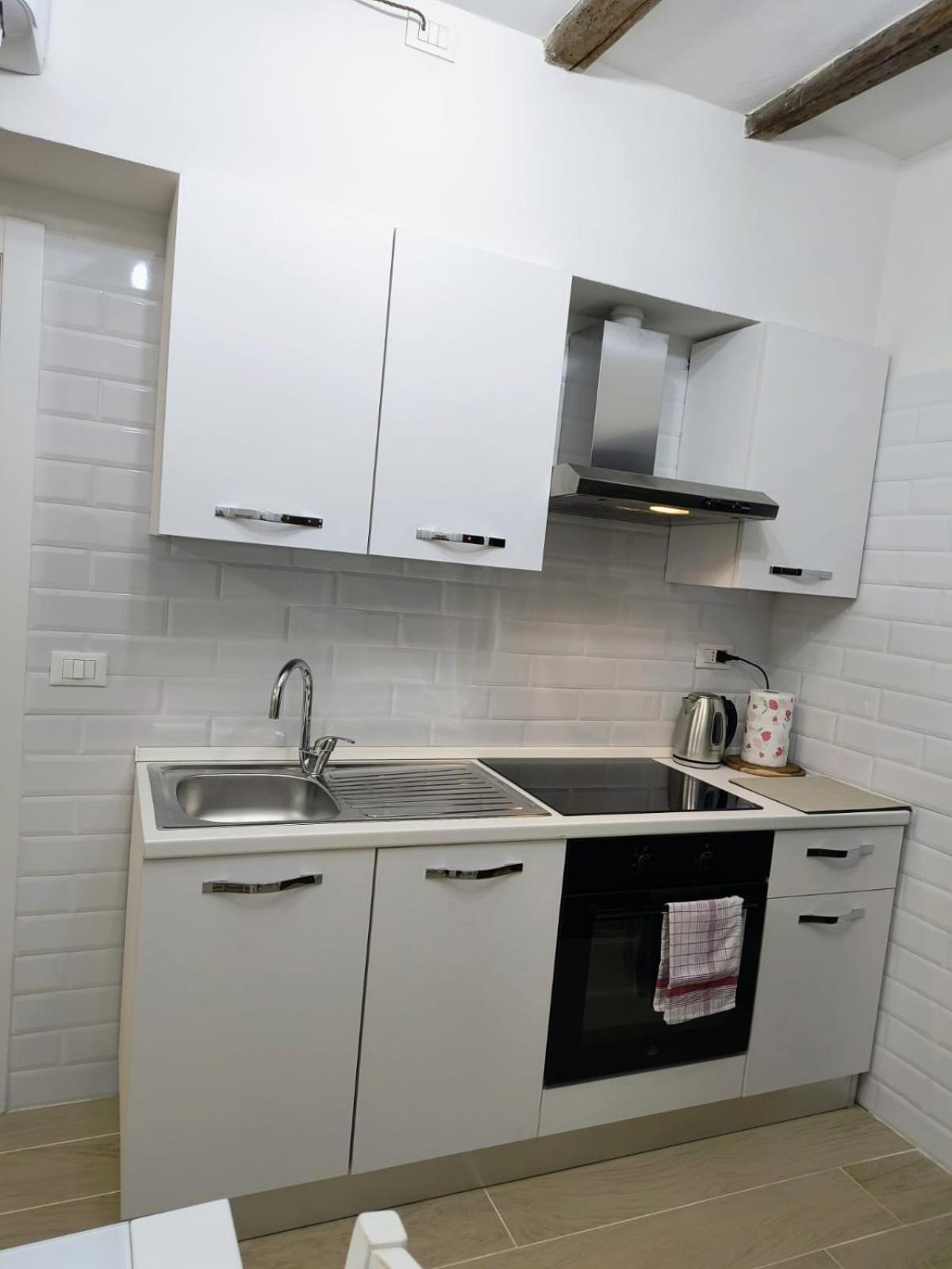 Appartement 50 Tourist House Bologna - Pratello - Self Check-In Extérieur photo